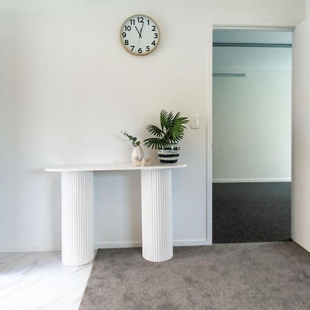 דירות כרייסטצ'רץ' Riccarton 2 Bed 1 Bath W/Garage מראה חיצוני תמונה