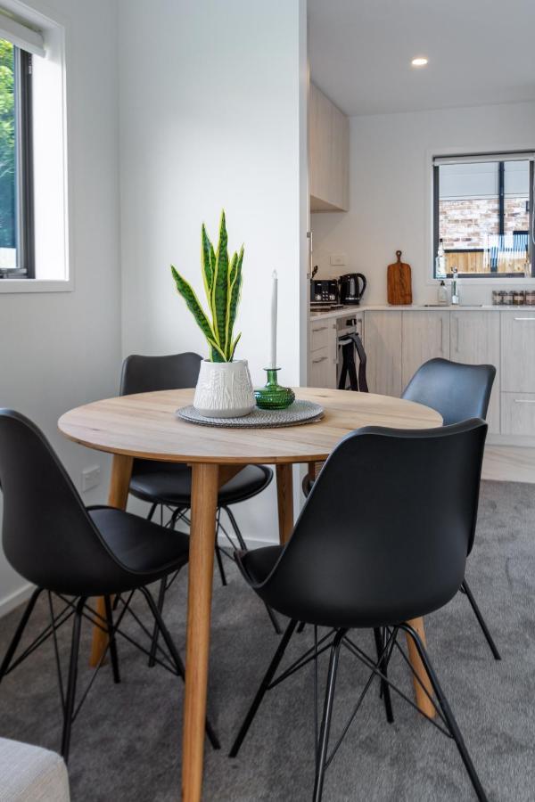 דירות כרייסטצ'רץ' Riccarton 2 Bed 1 Bath W/Garage מראה חיצוני תמונה