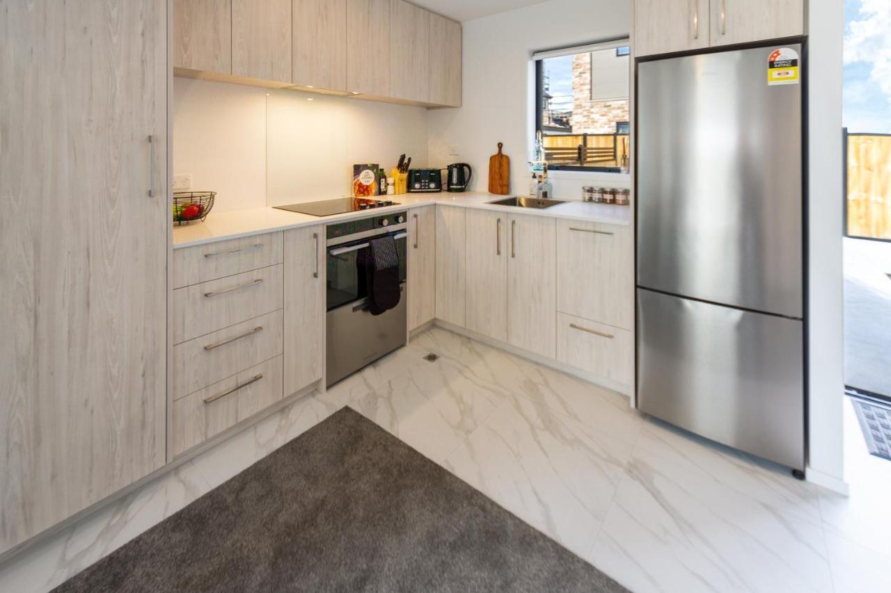 דירות כרייסטצ'רץ' Riccarton 2 Bed 1 Bath W/Garage מראה חיצוני תמונה